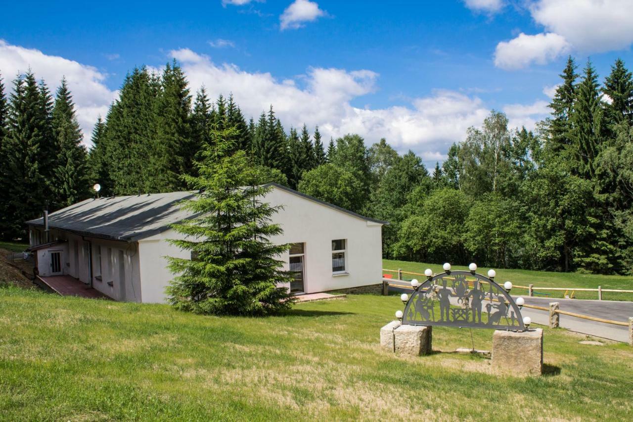 Erzgebirgsidyll Breitenbrunn Ferienwohnung المظهر الخارجي الصورة